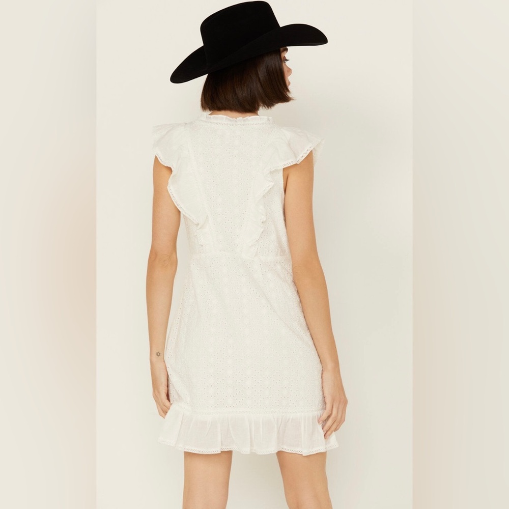 Shyanne White Ruffled Women's Ruffle Dress Medium - Picture 6 of 6